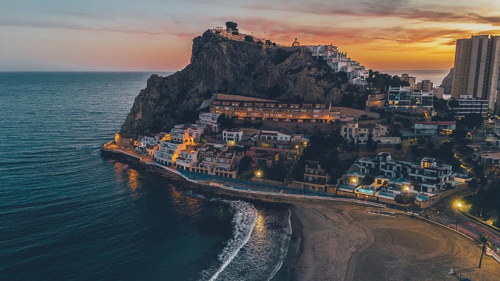 Вілла Bonito Triplex Con Increibles Vistas Бенідорм Екстер'єр фото